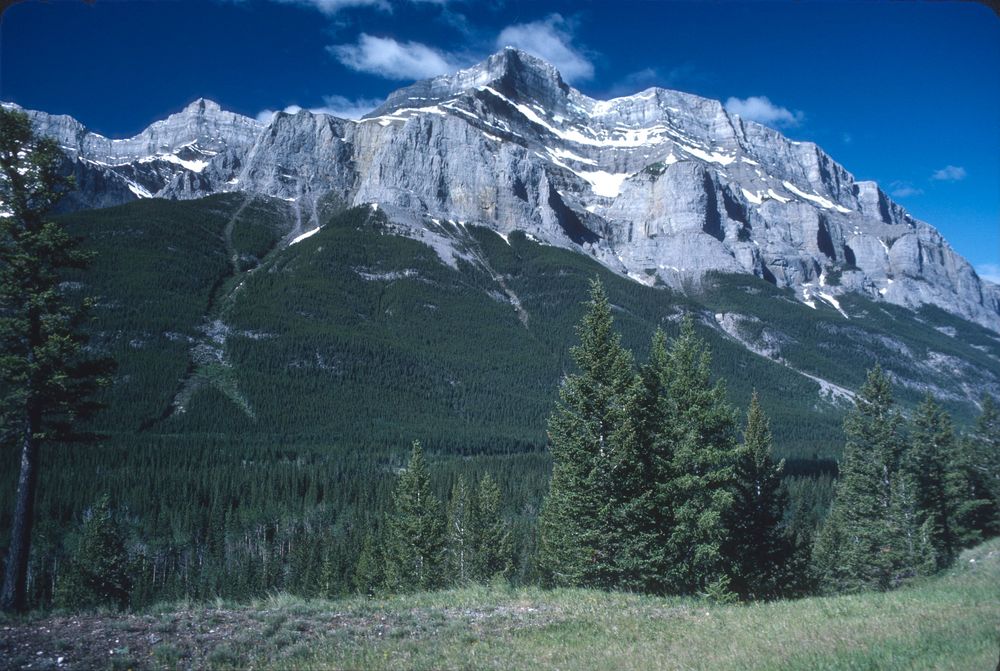 Mt Rundle, face view