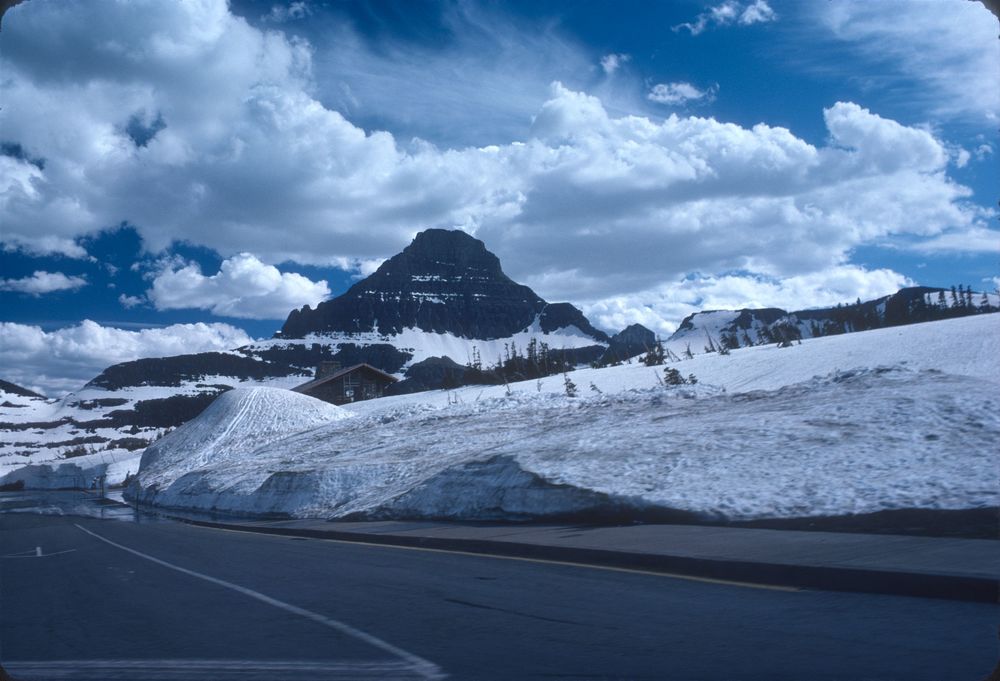 Logan Pass (note visitor center)